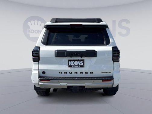 2025 Toyota 4Runner Hybrid Trailhunter