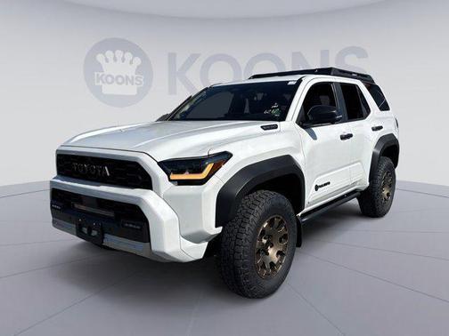 2025 Toyota 4Runner Hybrid Trailhunter