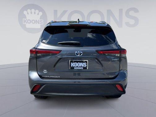 2021 Toyota Highlander Hybrid XLE