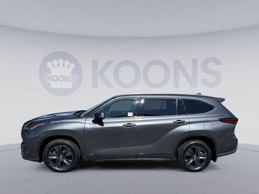 2021 Toyota Highlander Hybrid XLE