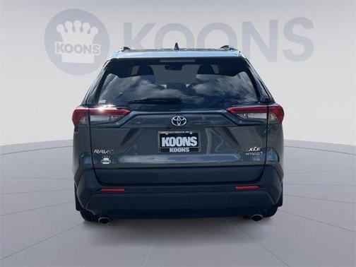 2021 Toyota RAV4 Hybrid XLE Premium