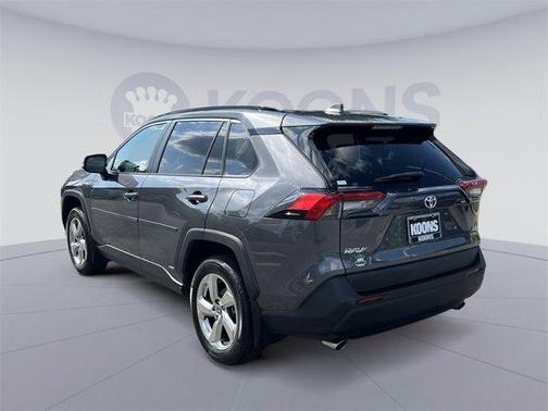 2021 Toyota RAV4 Hybrid XLE Premium