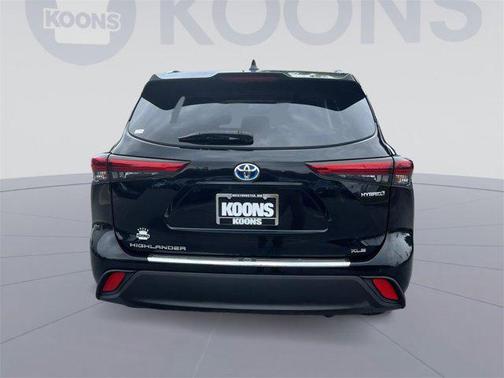 2021 Toyota Highlander Hybrid XLE