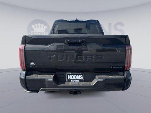 2025 Toyota Tundra Hybrid Platinum