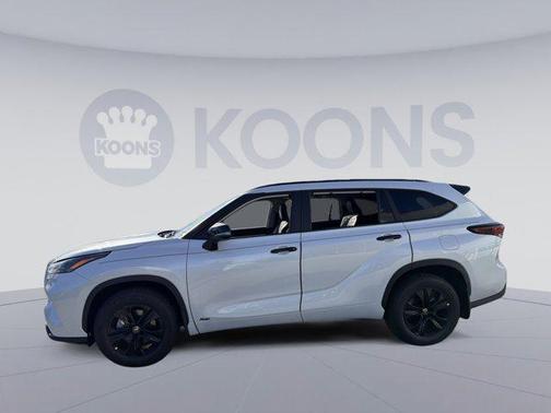 2025 Toyota Highlander Hybrid XLE