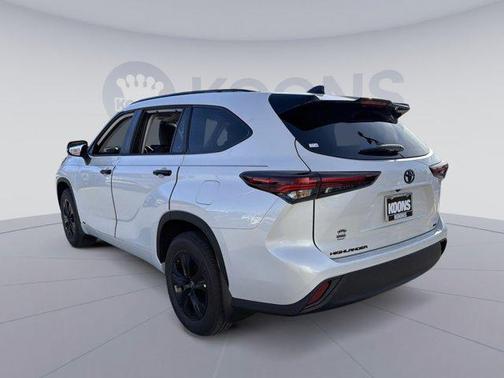 2025 Toyota Highlander Hybrid XLE