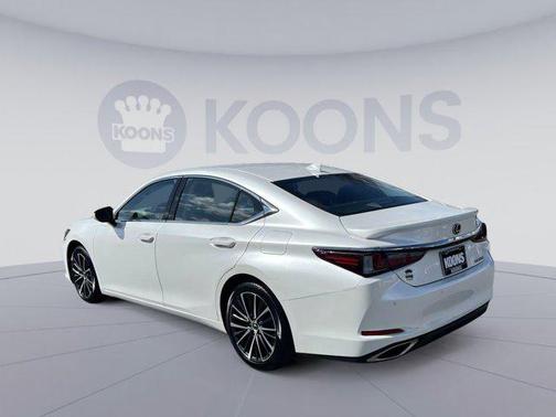 2023 Lexus ES 350 Base