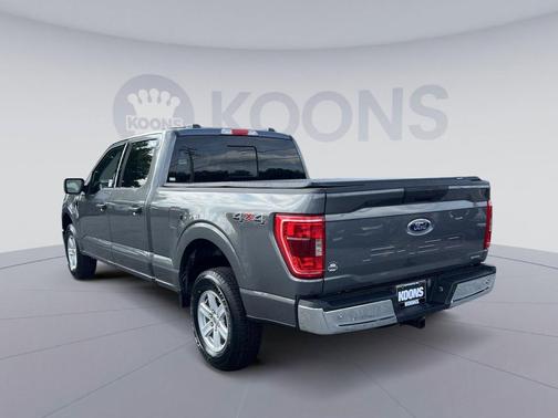 CARBONIZED GRAY METALLIC 2023 Ford F-150 XLT