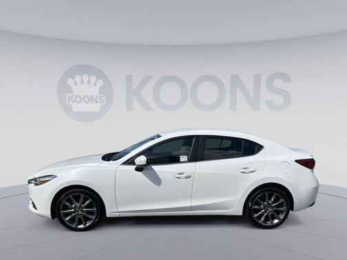 Snowflake White Pearl Mica 2018 Mazda Mazda3 Touring