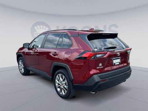 2021 Toyota RAV4 XLE Premium