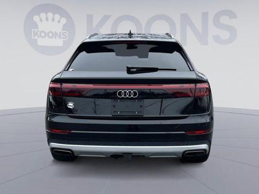 2025 Audi Q8 55 Premium Plus