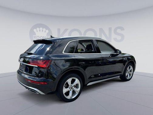 2022 Audi Q5 45 S line Premium Plus