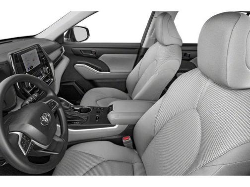 2025 Toyota Highlander XLE