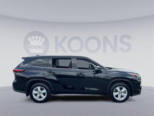 2022 Toyota Highlander L
