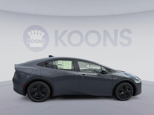 2026 Toyota Prius Plug-In Hybrid SE