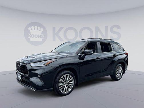 2022 Toyota Highlander Platinum