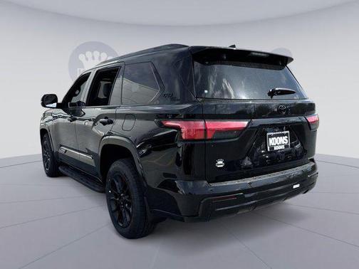 2025 Toyota Sequoia Platinum