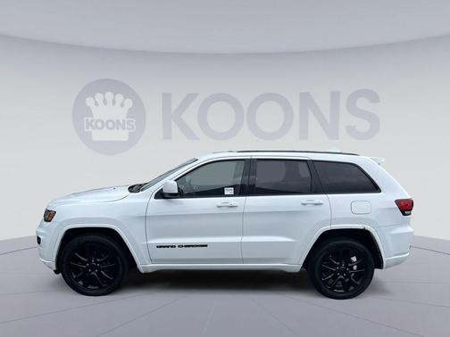 Bright White Clearcoat 2018 Jeep Grand Cherokee Altitude