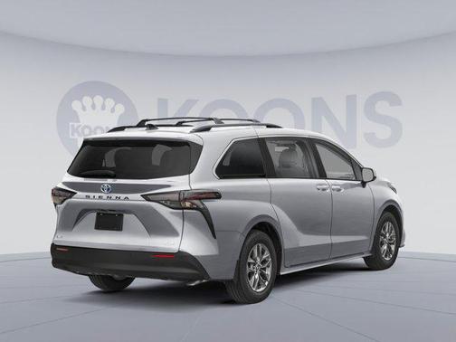 2025 Toyota Sienna XLE 7 Passenger