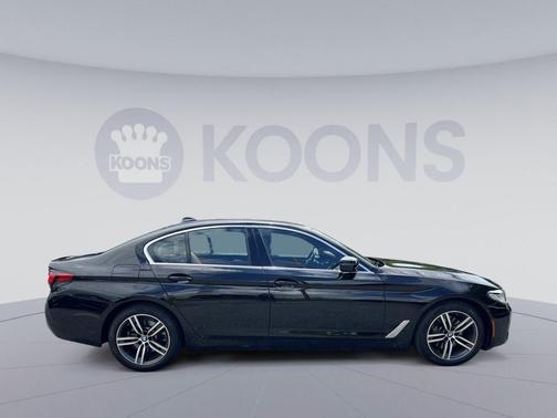 Jet Black 2023 BMW 530 i xDrive