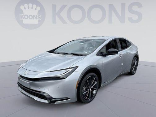 2025 Toyota Prius XLE
