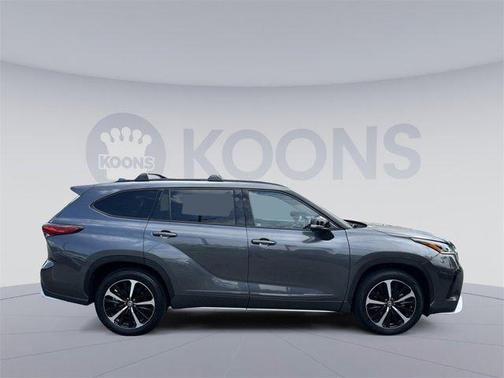 2022 Toyota Highlander XSE