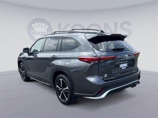 2022 Toyota Highlander XSE