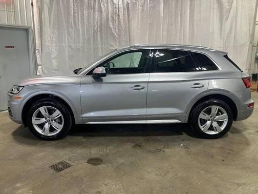 2018 Audi Q5 2.0T Premium Plus