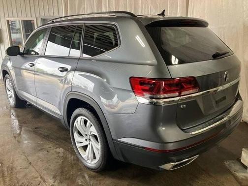2022 Volkswagen Atlas 2.0T SE w/Technology