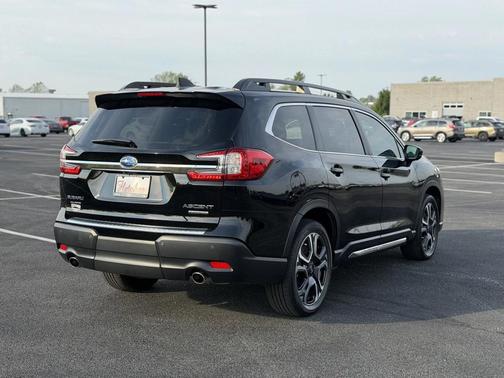 Crystal Black Silica 2025 Subaru Ascent Limited