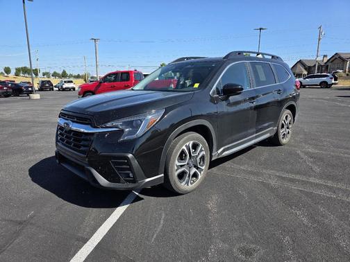 Crystal Black Silica 2024 Subaru Ascent Limited