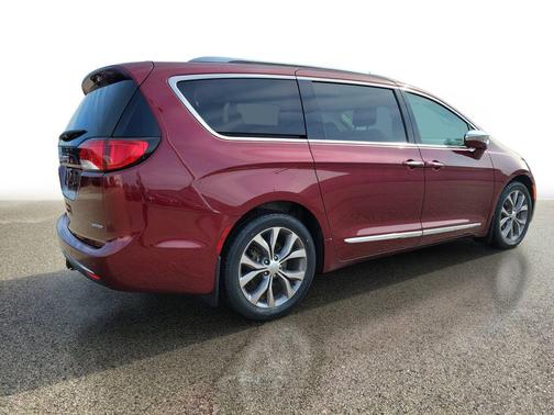 2018 Chrysler Pacifica Limited