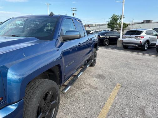 2017 Chevrolet Silverado 1500 2LT