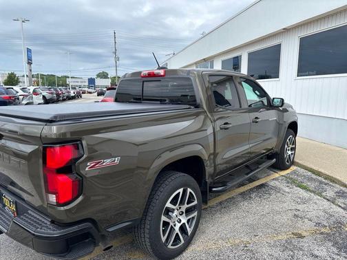 Harvest Bronze Metallic 2023 Chevrolet Colorado Z71