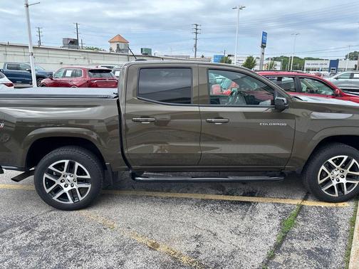 Harvest Bronze Metallic 2023 Chevrolet Colorado Z71