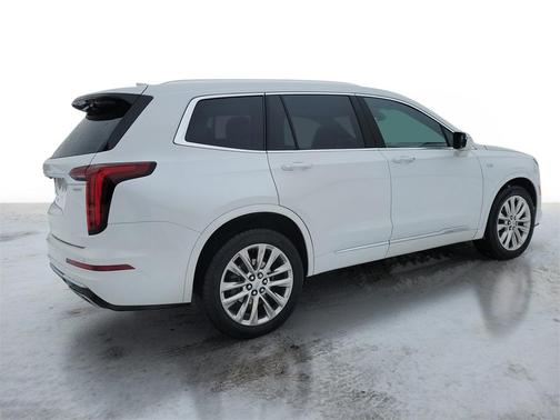 2022 Cadillac XT6 Premium Luxury AWD