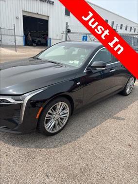 2022 Cadillac CT4 Premium Luxury