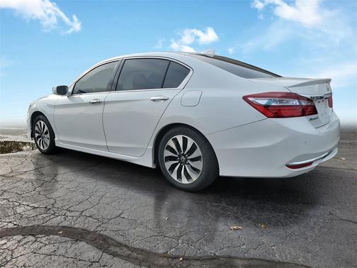 2017 Honda Accord Hybrid Touring