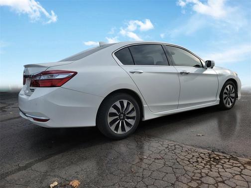 2017 Honda Accord Hybrid Touring