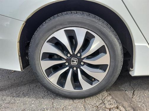 2017 Honda Accord Hybrid Touring