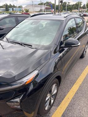 2023 Chevrolet Bolt EUV FWD LT