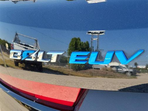 2023 Chevrolet Bolt EUV FWD LT