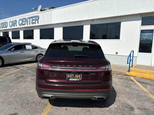 2019 Lincoln Nautilus Select