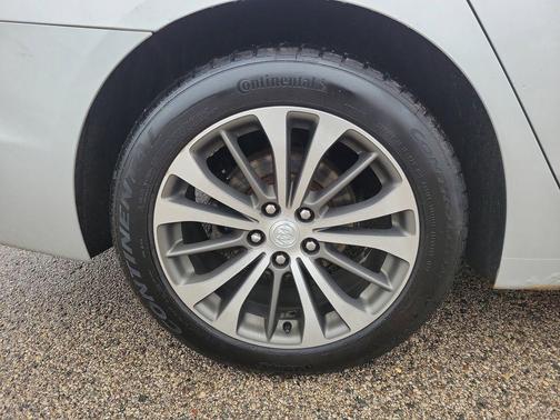 2017 Buick LaCrosse Premium