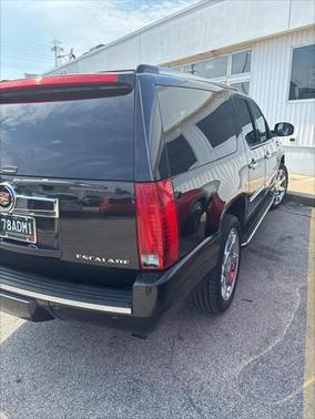 2012 Cadillac Escalade ESV Luxury
