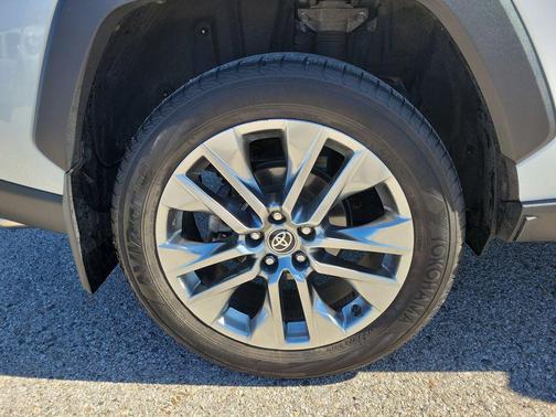 2020 Toyota RAV4 Limited