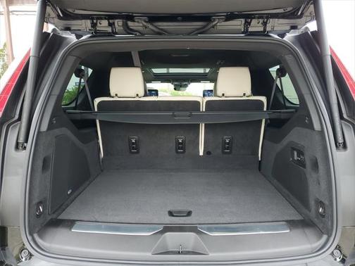 2021 Cadillac Escalade ESV Sport