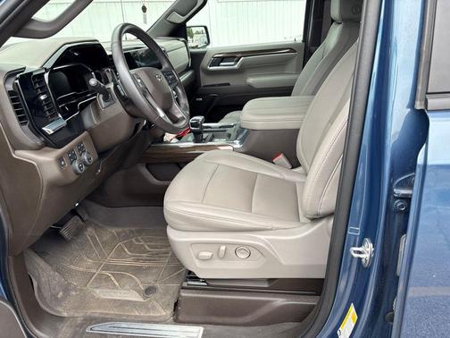 Lakeshore Blue Metallic 2024 Chevrolet Silverado 1500 RST