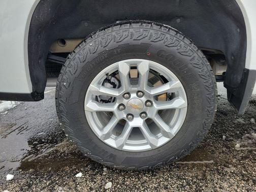 2025 Chevrolet Silverado 1500 LT