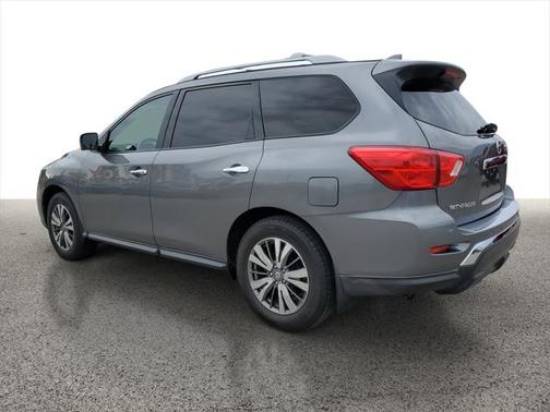 2019 Nissan Pathfinder SL